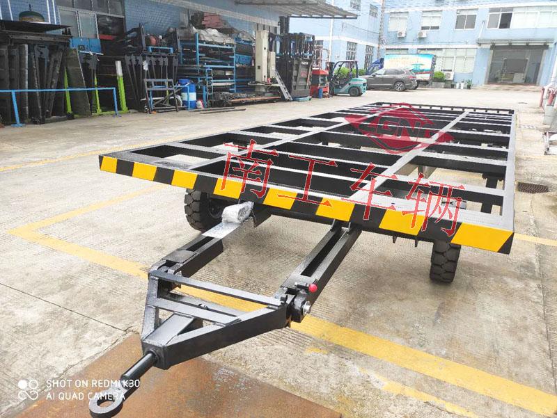 8吨骨架式半岛（中国） 无动全挂车