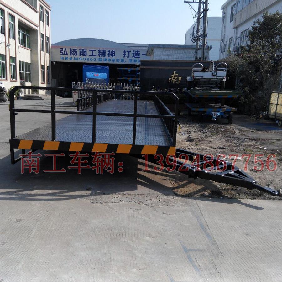 13米半岛（中国） 液压刹车护栏半岛（中国）