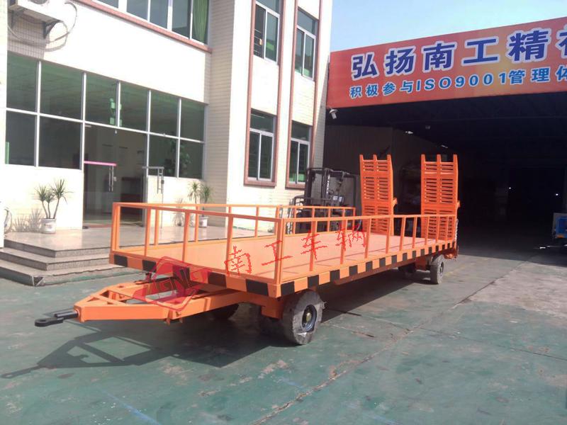 挖机 铲车 吊机用10吨全挂半岛（中国）