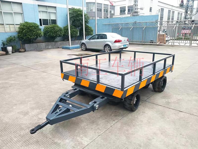 20吨护栏型牵引半岛（中国）