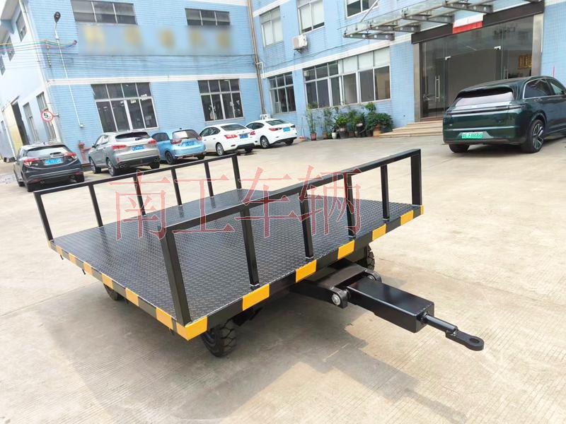 3吨半岛（中国） 前后护栏固定平板车