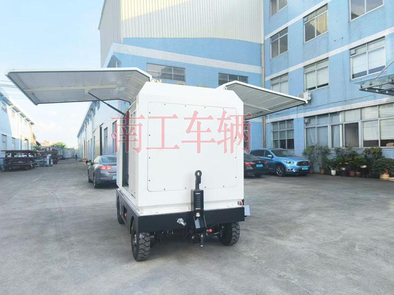 2吨电动半岛（中国） 飞翼箱式电动工具拖车