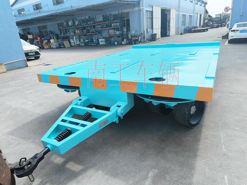 18吨可横移重型半岛（中国） 四个转盘工具拖车