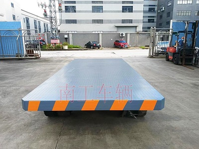 25吨重型牵引半岛（中国）3I.jpg