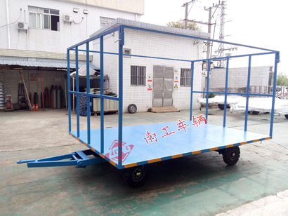 3吨前后高护栏全挂半岛（中国）2I.jpg