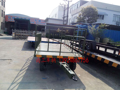 军绿色5吨护栏式半岛（中国）3I.jpg