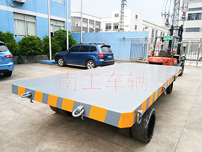 25吨重型半岛（中国）带牵引环工具拖车1I.jpg