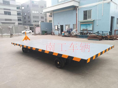 10吨中型牵引半岛（中国）I.jpg