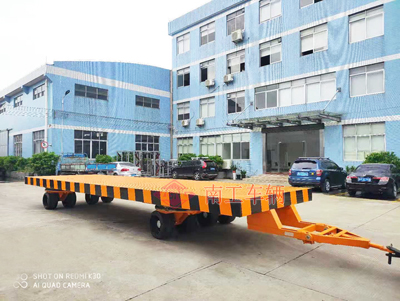 30吨重型半岛（中国）带4个转盘5I.jpg