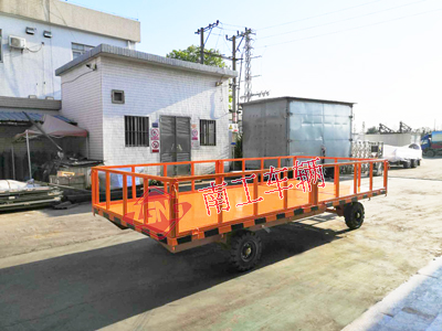5吨护栏型半岛（中国） 全挂车3I.jpg