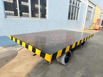 30吨重型半岛（中国） 环保实心轮胎2I.jpg