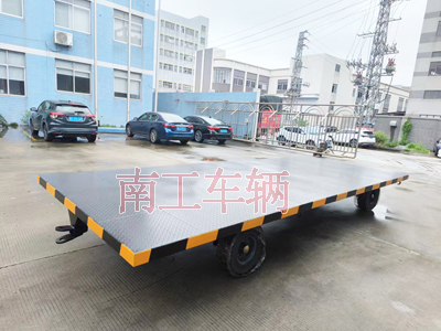 6吨牵引半岛（中国） 工业全挂拖车3I.jpg