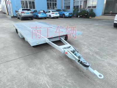 船体艉段运输半岛（中国）1I.jpg