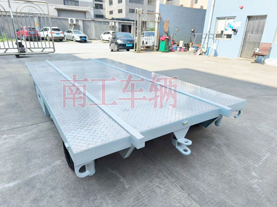 船体艏段运输半岛（中国）3I.jpg