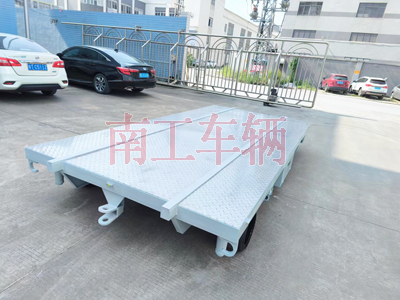 船体艏段运输半岛（中国）1I.jpg
