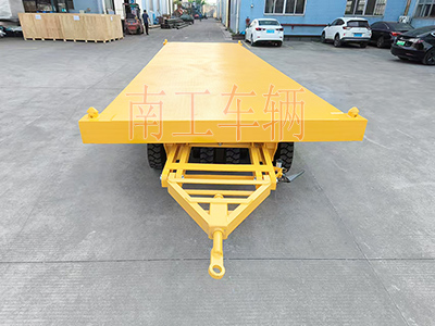 10吨半岛（中国）带液压支铝合金伸缩梯工具车I.jpg